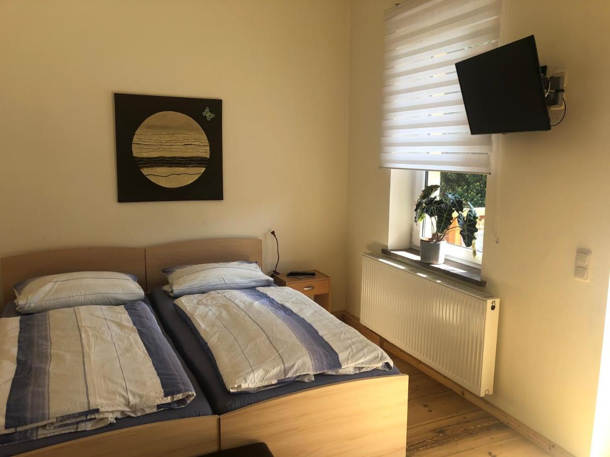 Ferienwohnung Muench รูโดลชตัดท์ ภายนอก รูปภาพ